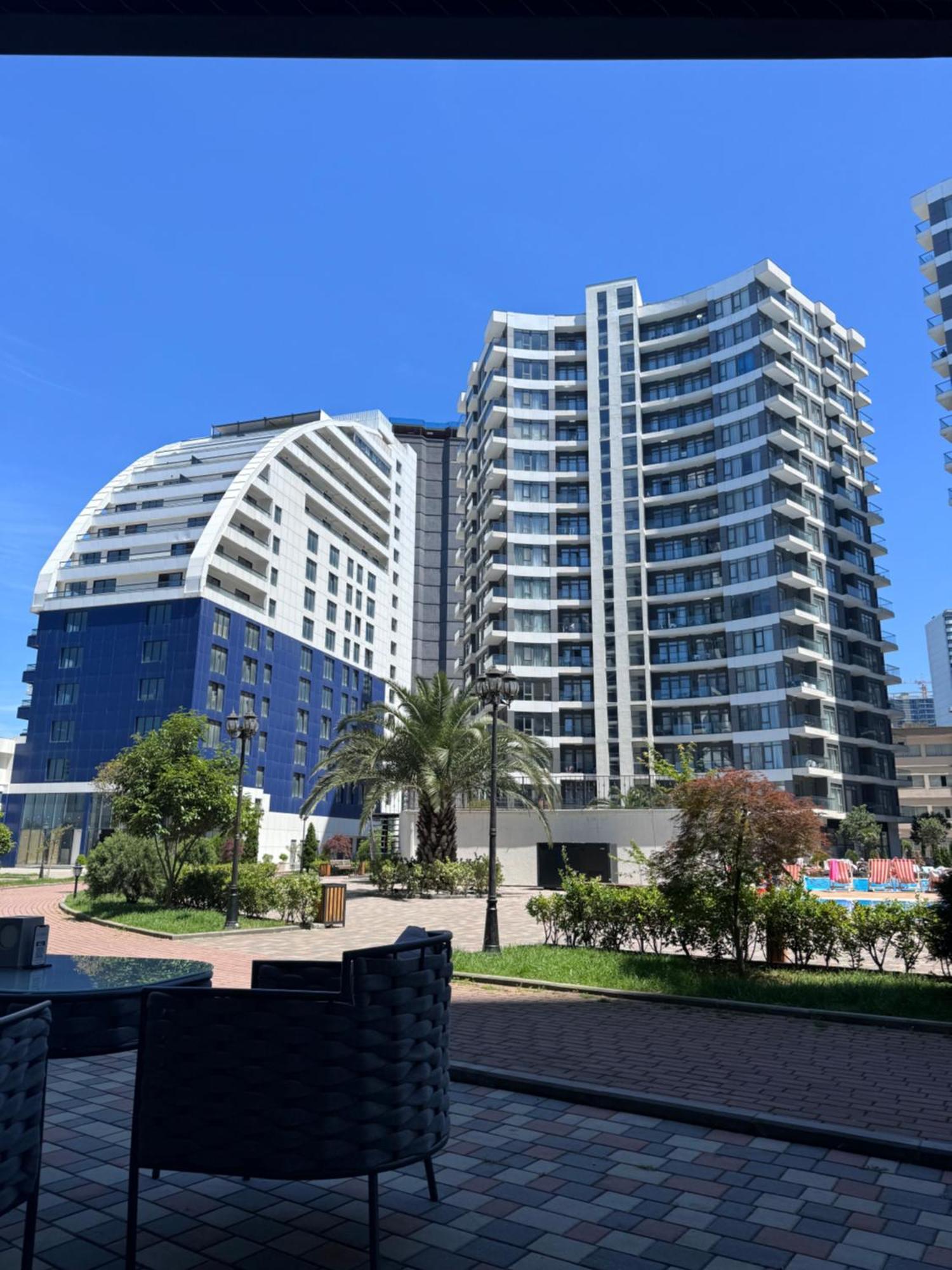 Prestigio Apart Batumi Eksteriør billede